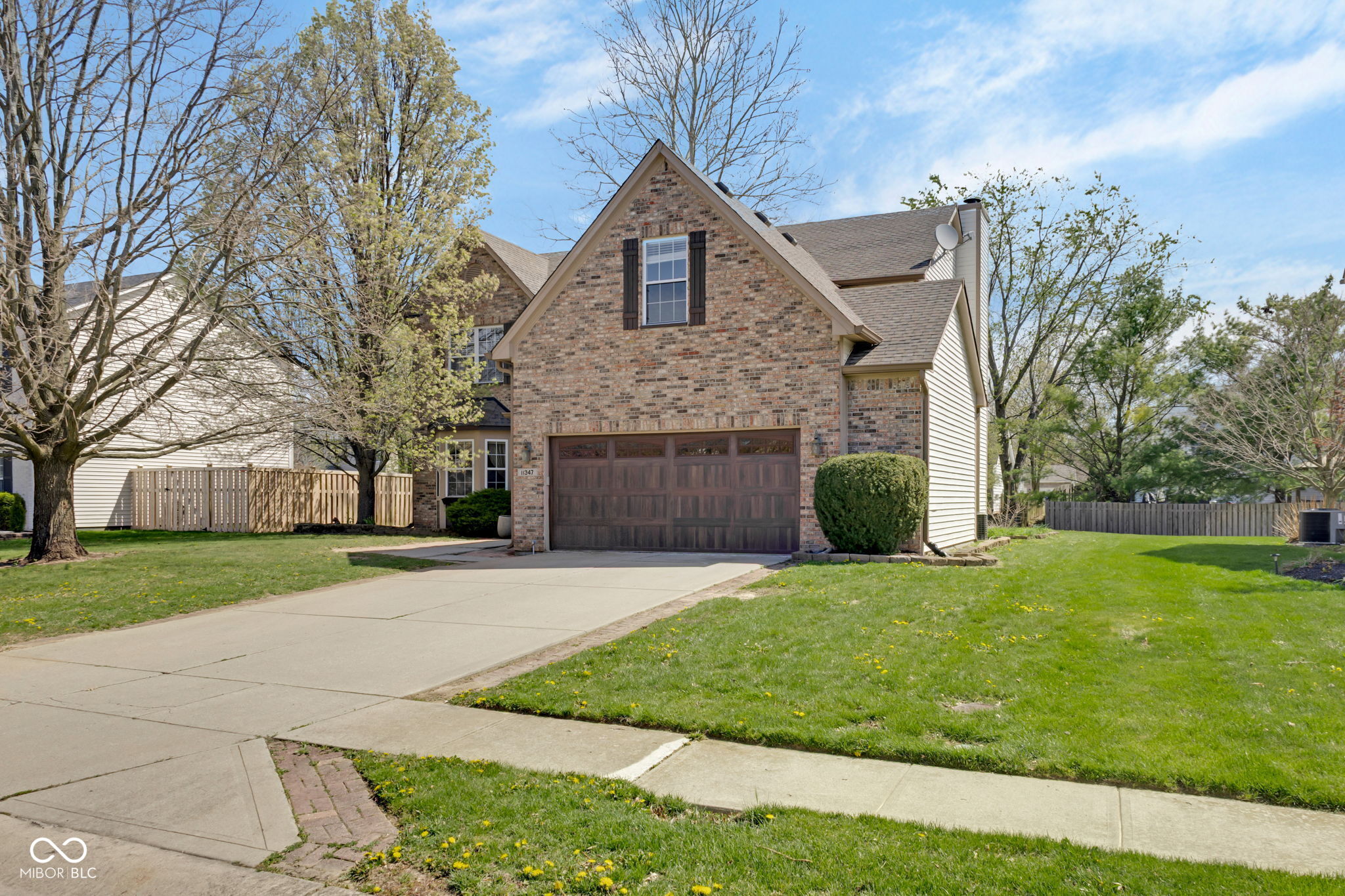 11347 Whitewater Way Fishers, IN 46037 - Photo 2 of 91 Gallery Image 2