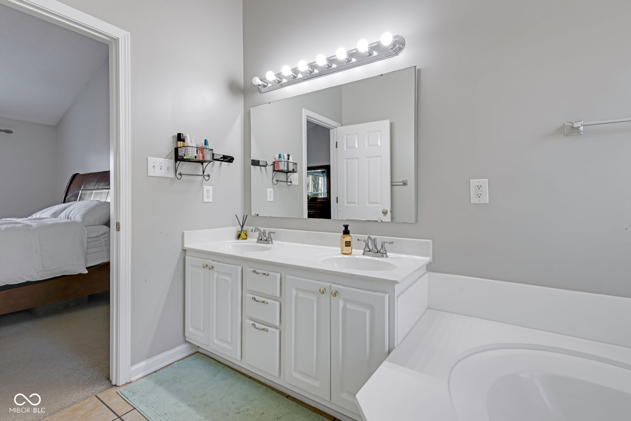 11347 Whitewater Way Fishers, IN 46037 - Photo 53 of 91 Gallery Image 53
