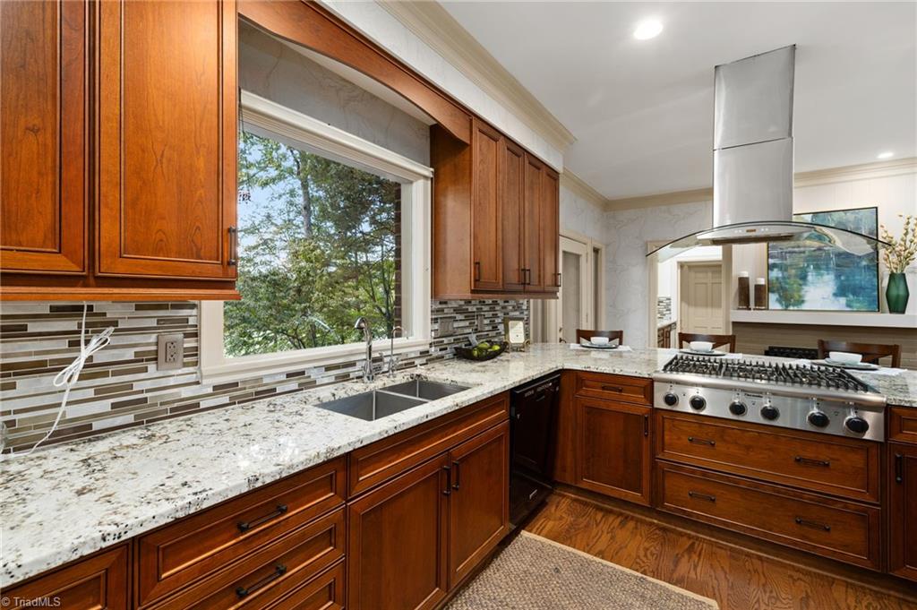 201 Cascade Drive High Point, NC 27265 - Photo 13 of 50