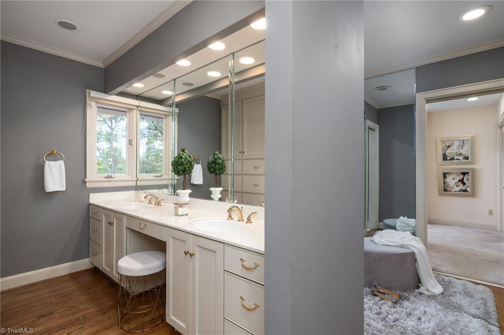 201 Cascade Drive High Point, NC 27265 - Photo 26 of 50