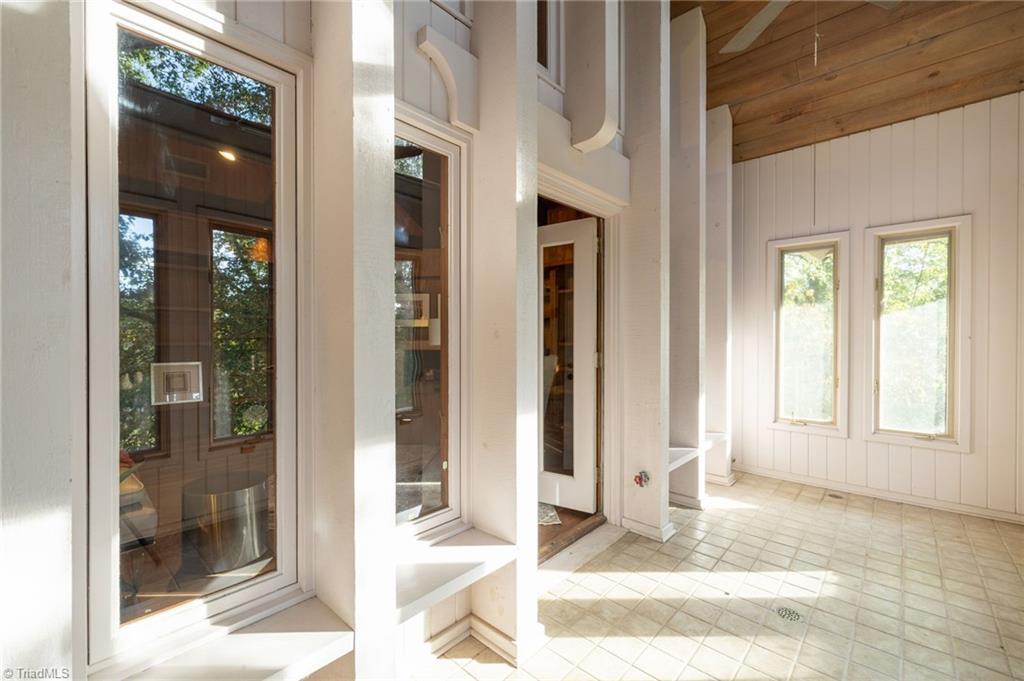 201 Cascade Drive High Point, NC 27265 - Photo 36 of 50