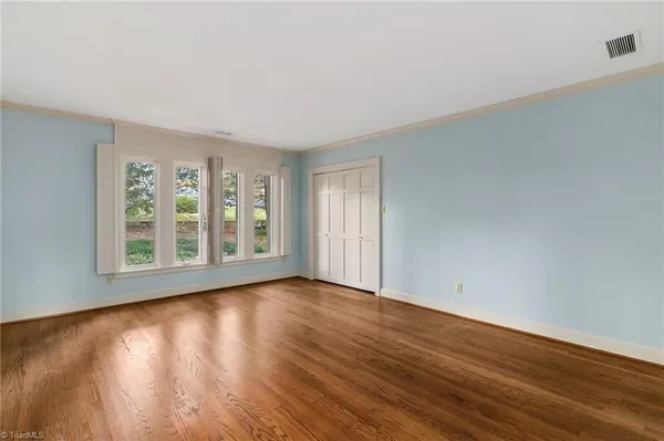 $715,000 | 201 Cascade Drive, High Point, NC 27265