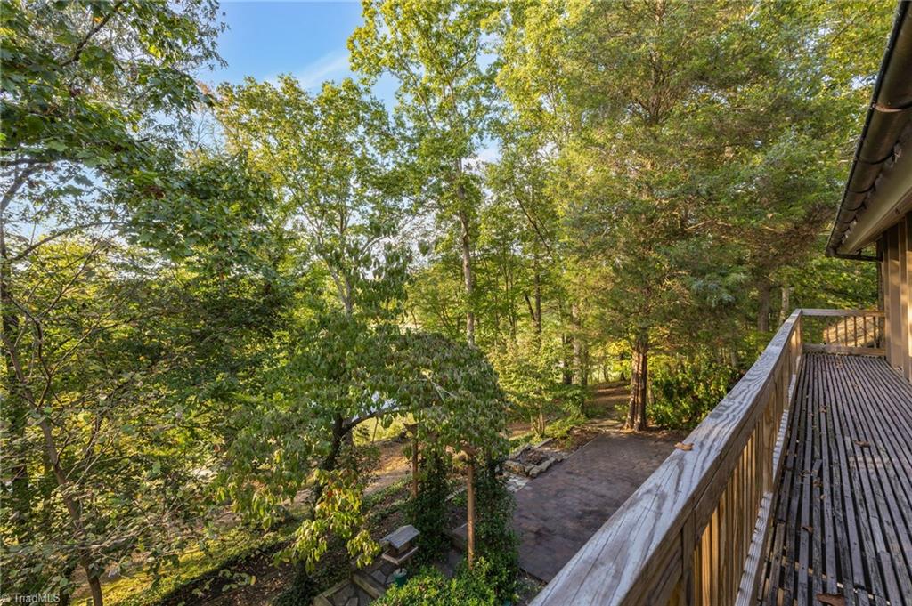 201 Cascade Drive High Point, NC 27265 - Photo 41 of 50