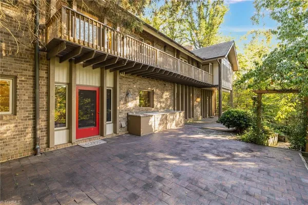 $715,000 | 201 Cascade Drive, High Point, NC 27265