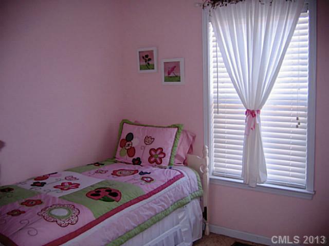 304 Eagle Creek Road Clover, SC 29710 - Photo 11 of 15 Gallery Image 11