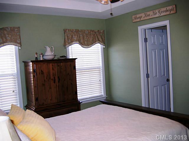 304 Eagle Creek Road Clover, SC 29710 - Photo 8 of 15 Gallery Image 8