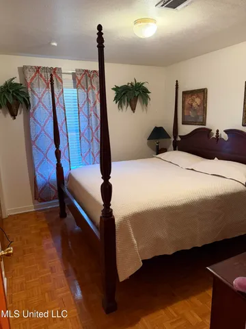 $215,000 | 23 Beverly Drive, Natchez, MS 39120