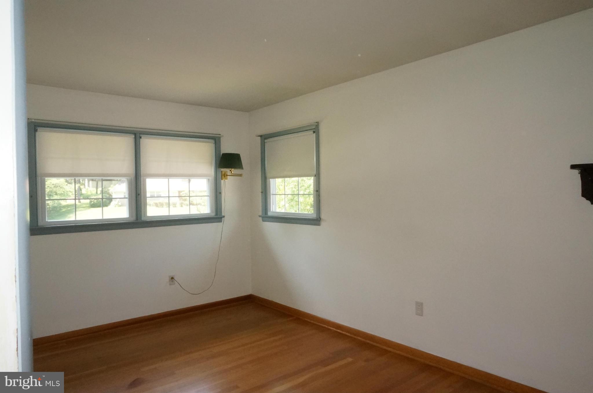 17816 Pin Oak Road Hagerstown, MD 21740 - Photo 12 of 29 2nd Bedroom