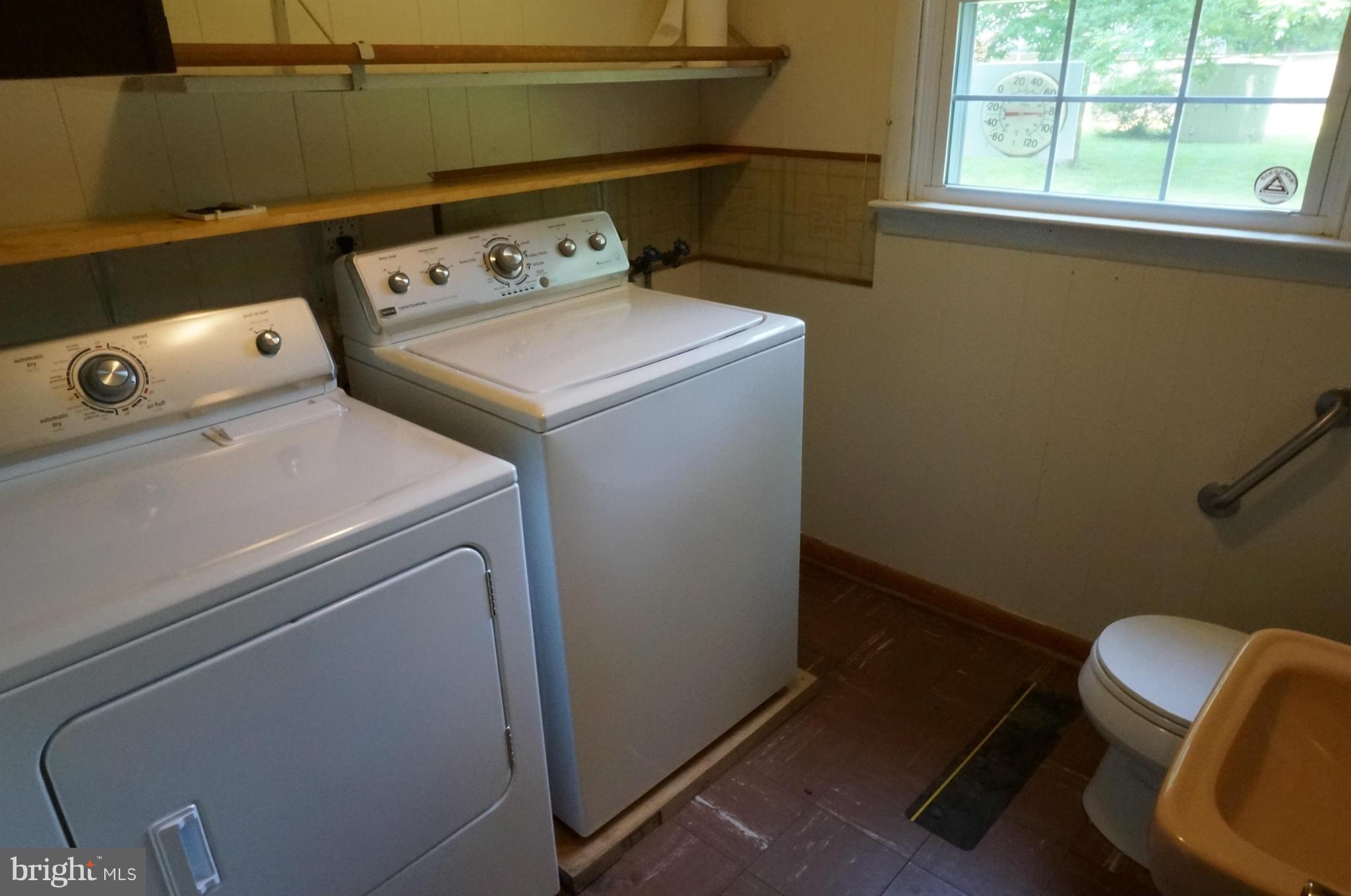 17816 Pin Oak Road Hagerstown, MD 21740 - Photo 18 of 29 Laundry Rm -1/2 Bath Off Family Room