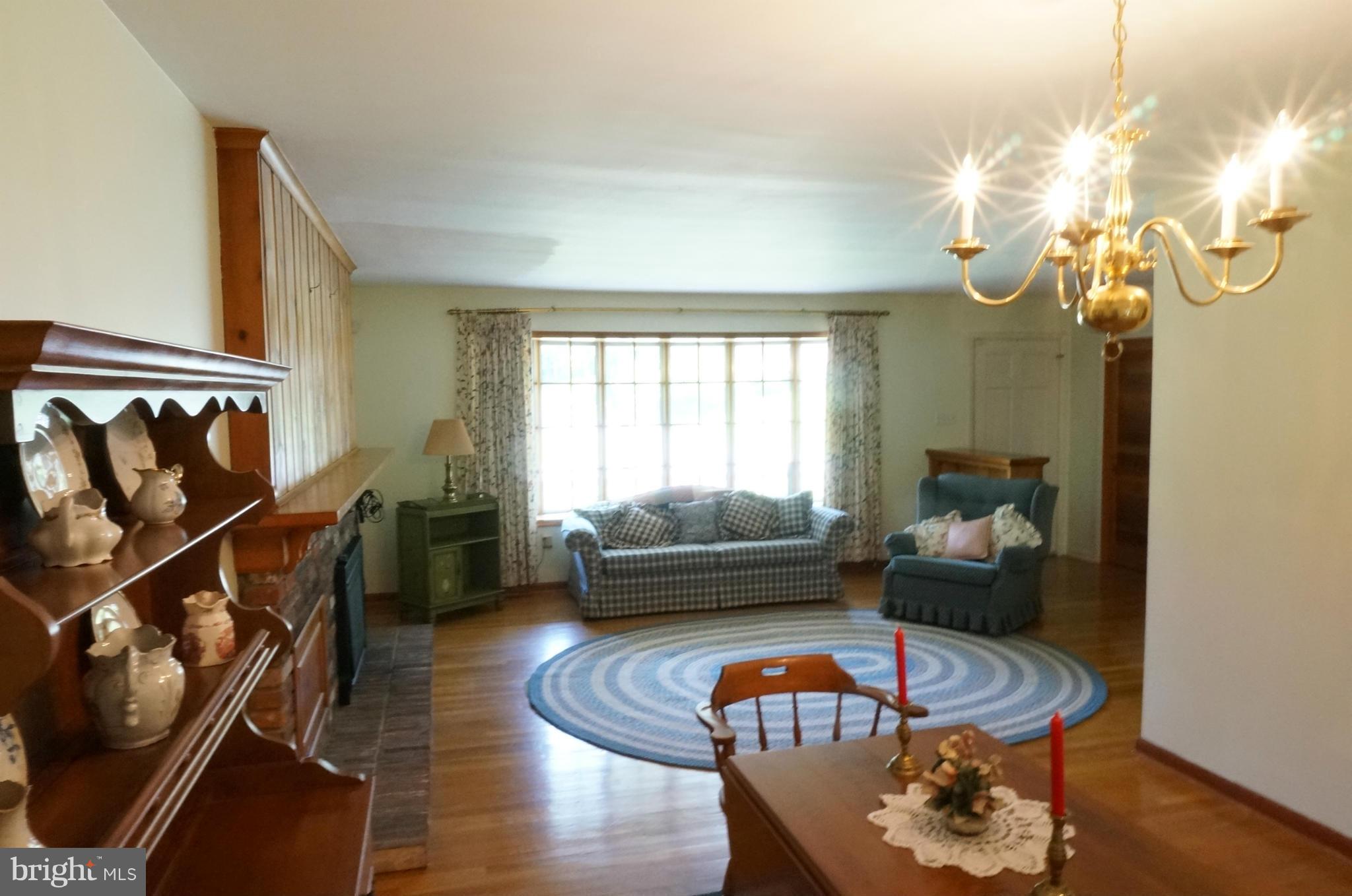17816 Pin Oak Road Hagerstown, MD 21740 - Photo 4 of 29 Looking Into The Living Room From Dining Room