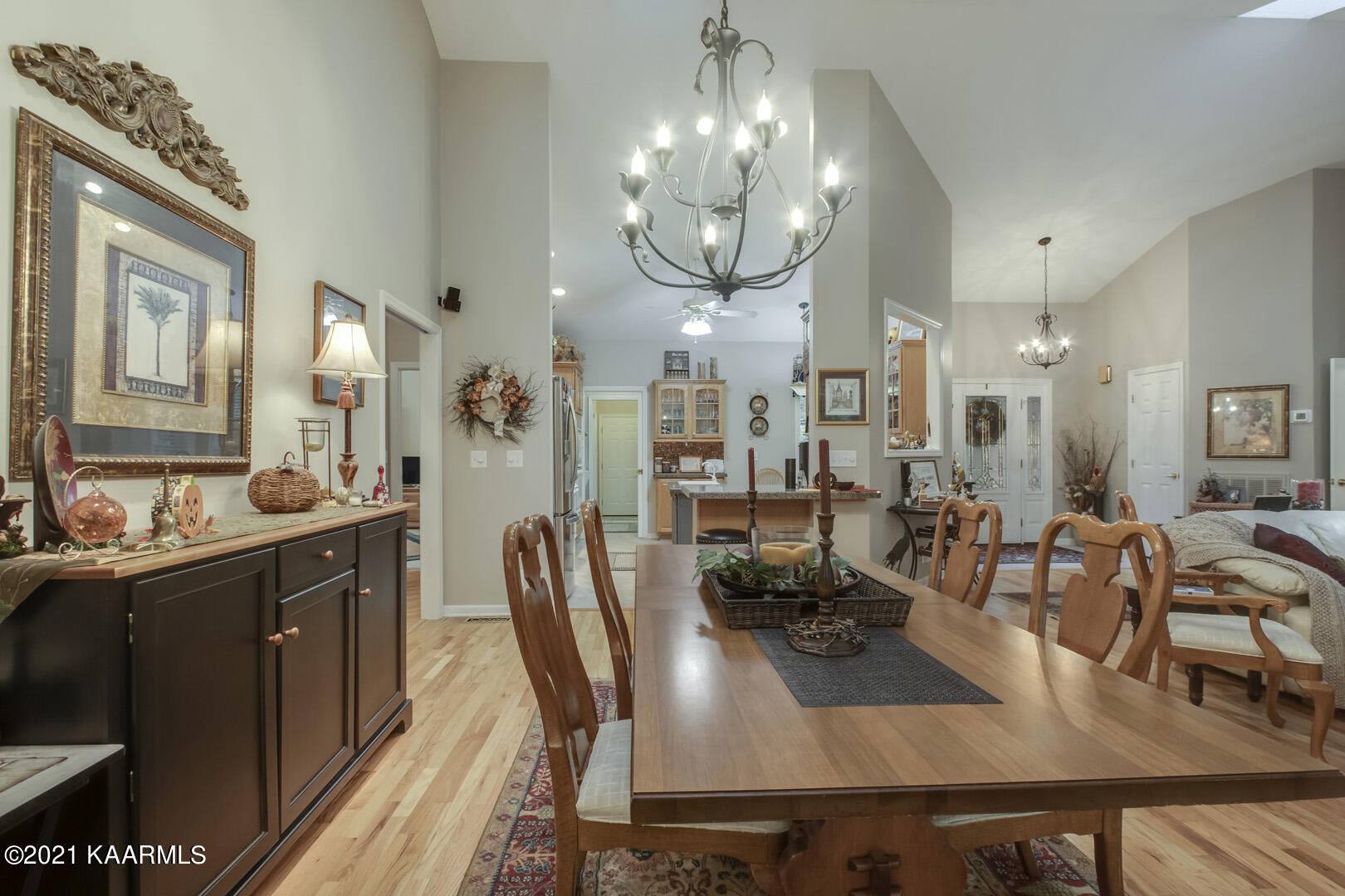 123 Inata Circle Loudon, TN 37774 - Photo 16 of 40 16_123 Inata Circle_Dining03