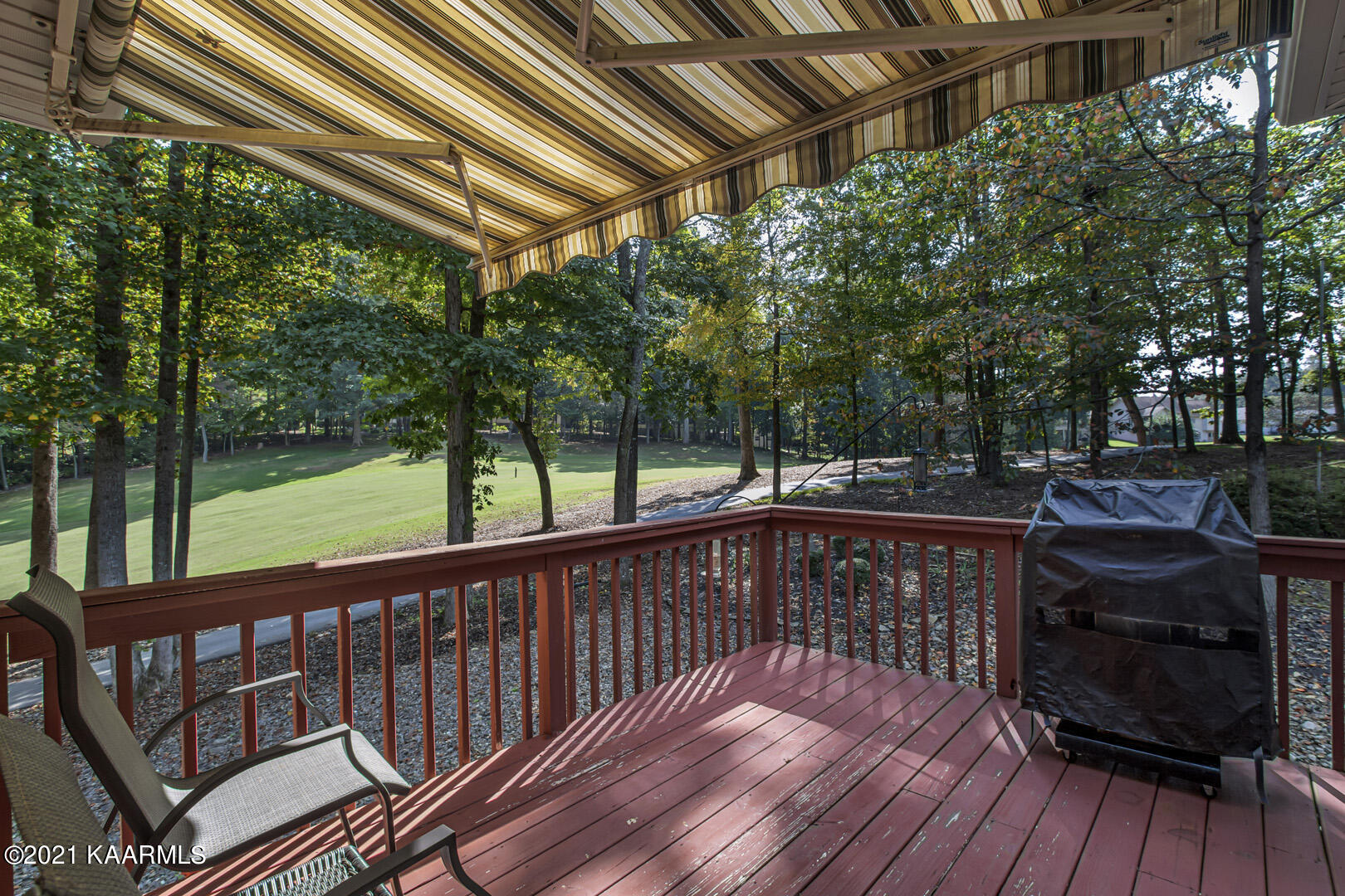 123 Inata Circle Loudon, TN 37774 - Photo 9 of 40 09_123 Inata Circle_GrillDeck