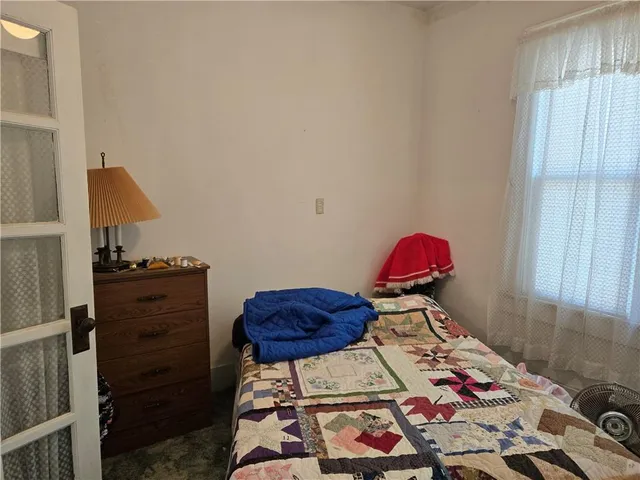 $69,900 | 310 East 5th Street, Cherryvale, KS 67335