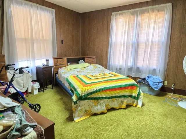 $69,900 | 310 East 5th Street, Cherryvale, KS 67335