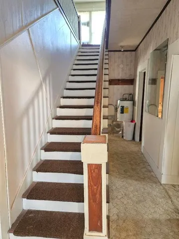 $69,900 | 310 East 5th Street, Cherryvale, KS 67335