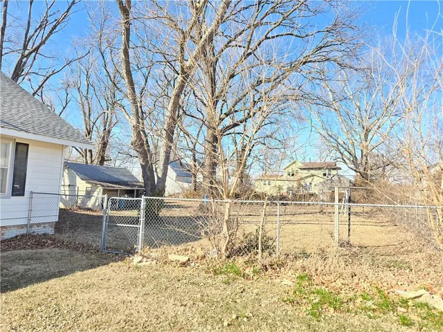$69,900 | 310 East 5th Street, Cherryvale, KS 67335