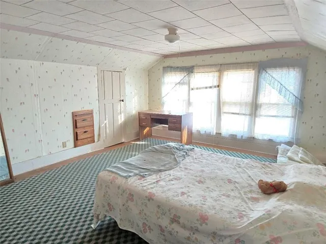 $69,900 | 310 East 5th Street, Cherryvale, KS 67335