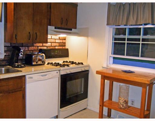 12 Asylum Road Warren, RI 02885 - Photo 5 of 12 Kitchen.