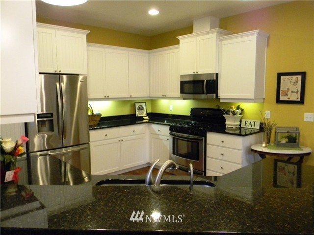 8633 Fox Ridge Lane Southeast Olympia, WA 98513 - Photo 2 of 13 Gallery Image 2
