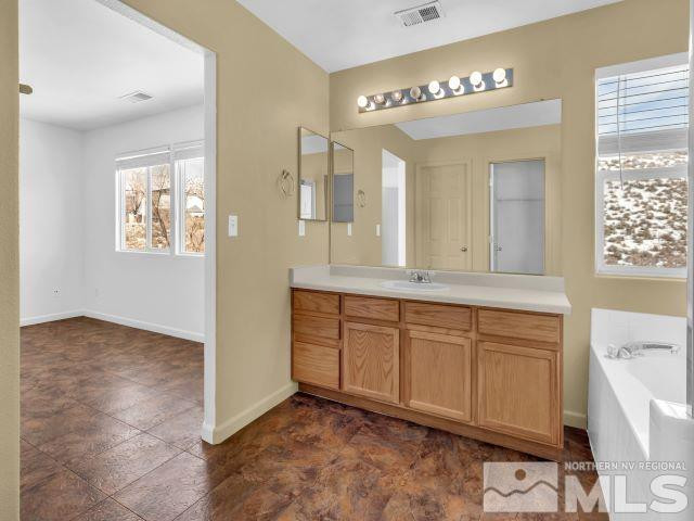 2158 Sapphire Ridge Way Reno, NV 89523 - Photo 11 of 36 Photo 11