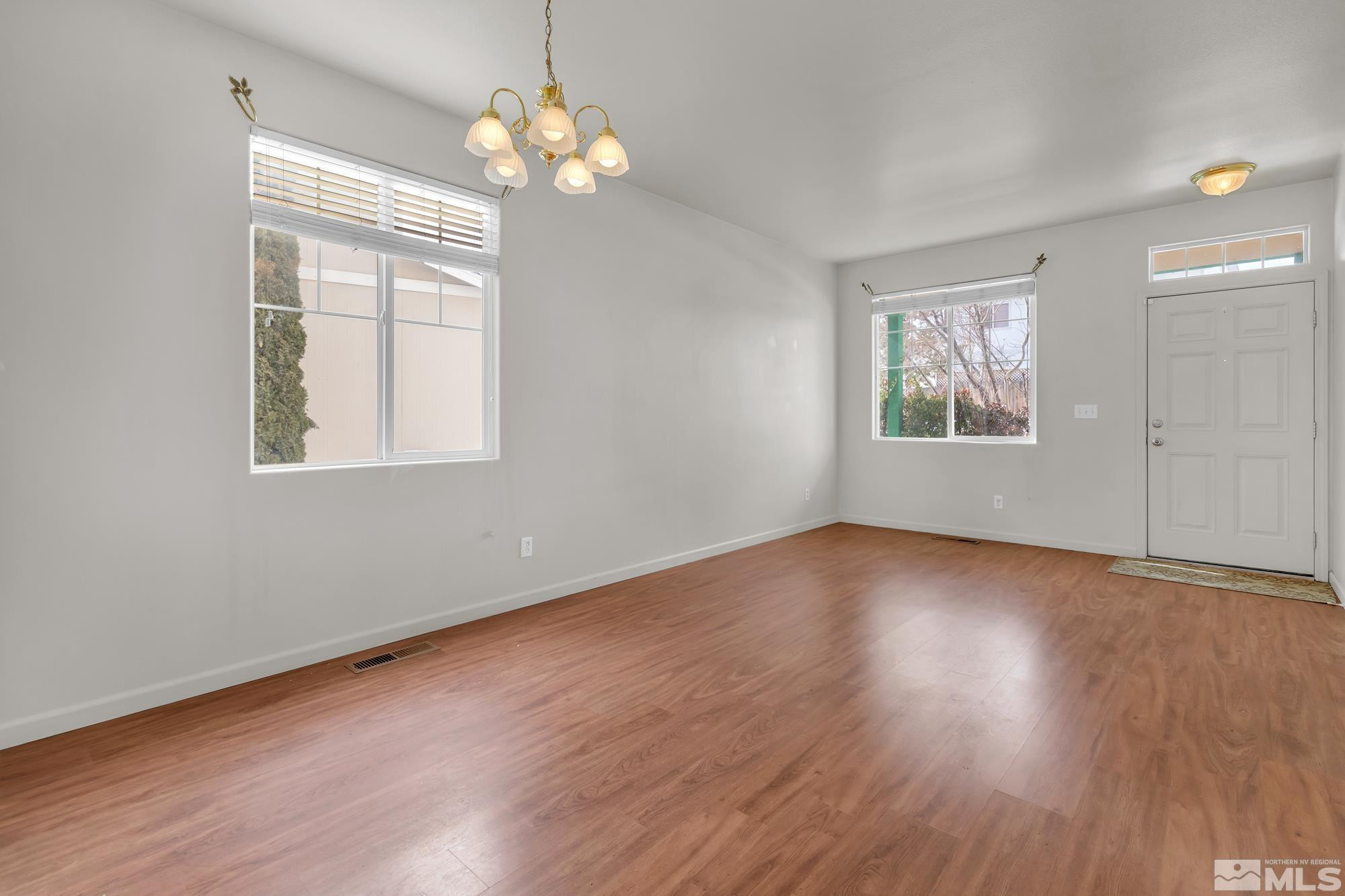 2158 Sapphire Ridge Way Reno, NV 89523 - Photo 3 of 36 Photo 3