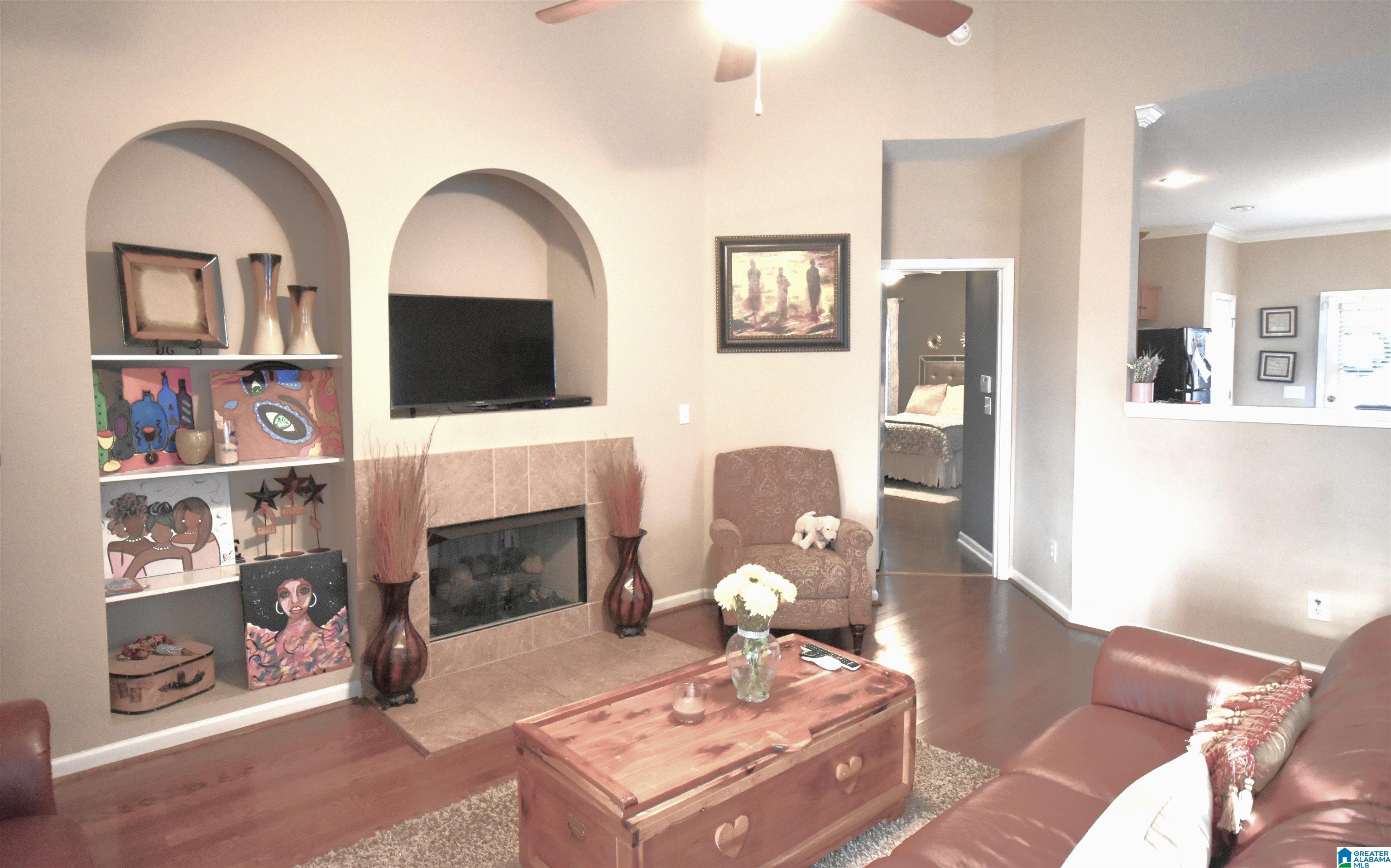 1881 Brandon Way Bessemer, AL 35022 - Photo 4 of 31