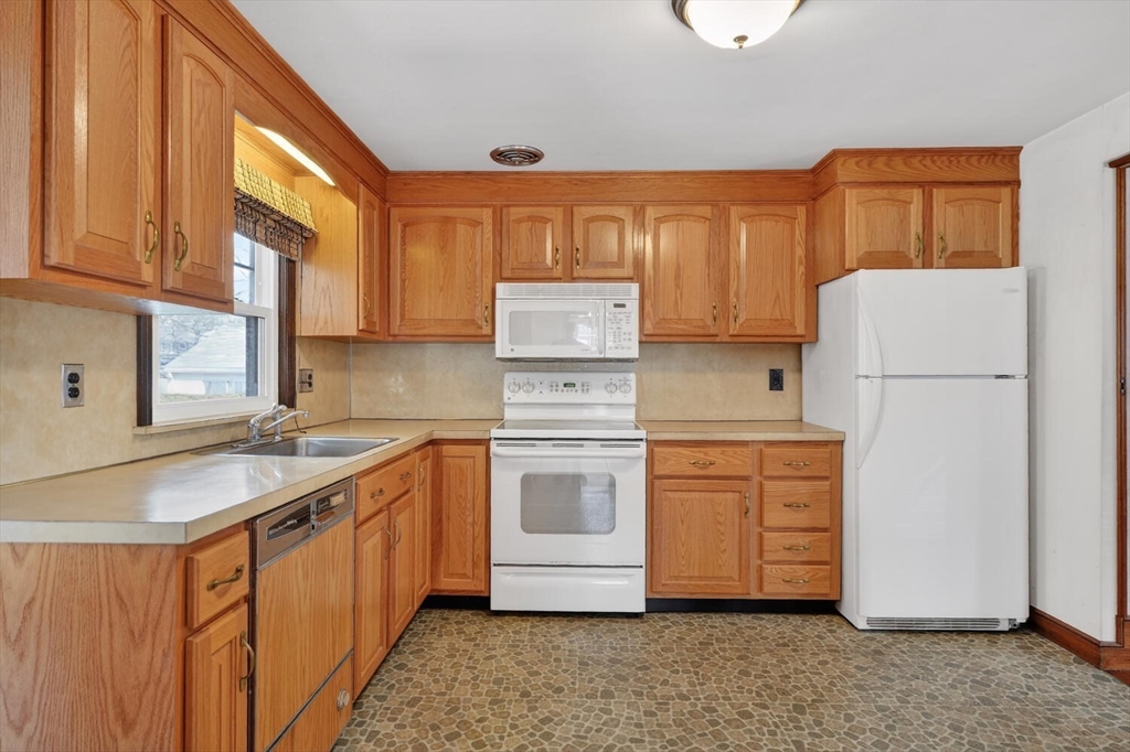 20 Homer Road Arlington, MA 02476 - Photo 12 of 36 Gallery Image 12