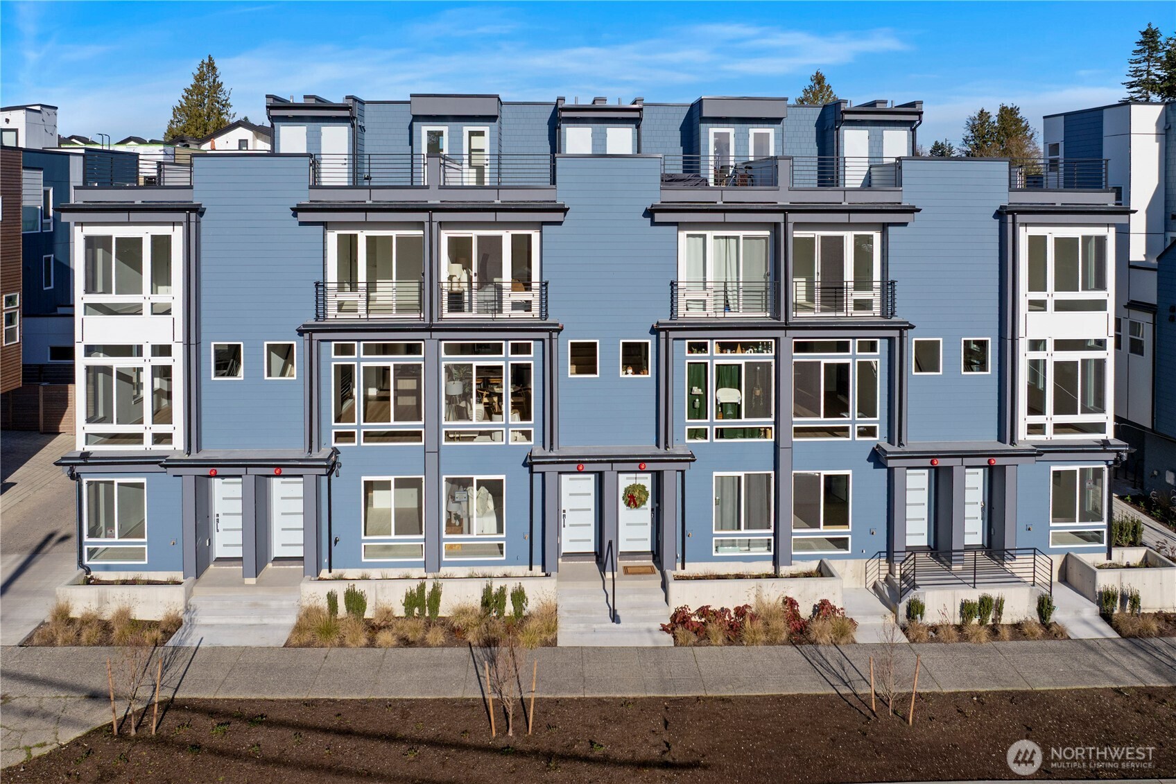 1208 A Northwest 83rd Street Seattle, WA 98117 - Photo 3 of 27