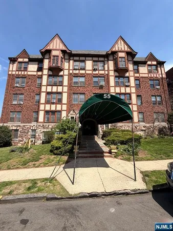 $189,900 | 55 Randolph Place, Unit 201, Orange, NJ 07079