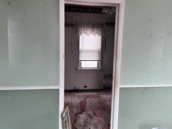 $14,900 | 46 East James Street, River Rouge, MI 48218