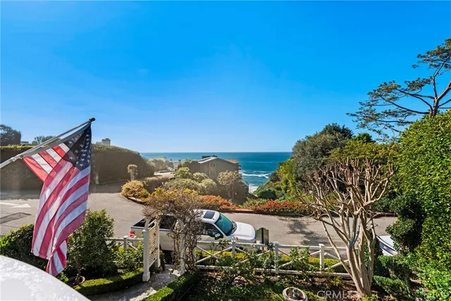 $3,995 | 31531 Bluff Drive, Unit BACK, Laguna Beach, CA 92651