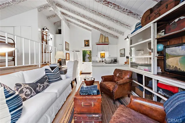 $3,995 | 31531 Bluff Drive, Unit BACK, Laguna Beach, CA 92651