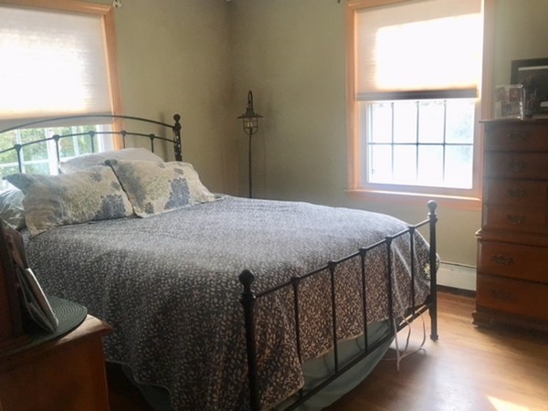 635 Main Street Acushnet, MA 02743 - Photo 9 of 11 Gallery Image 9