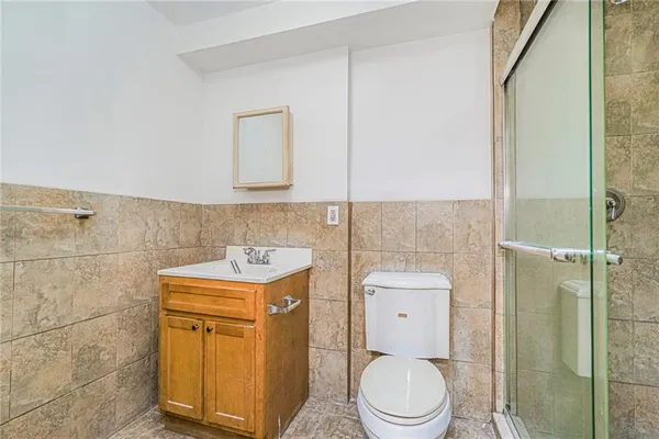 $989,000 | 8403 19th Avenue, Unit 1A | Van Pelt Manor