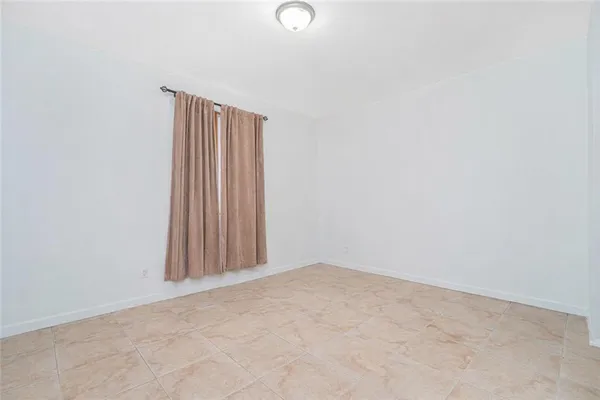 $989,000 | 8403 19th Avenue, Unit 1A | Van Pelt Manor