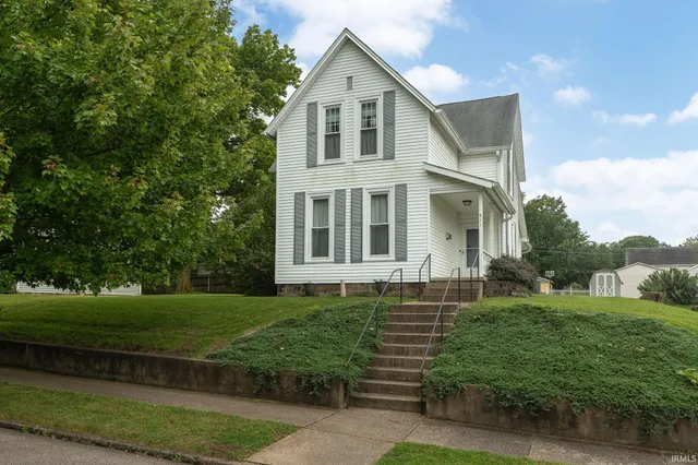 $189,000 | 411 East Monroe Street, Attica, IN 47918