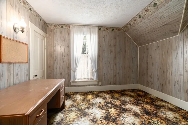 $189,000 | 411 East Monroe Street, Attica, IN 47918