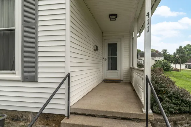 $189,000 | 411 East Monroe Street, Attica, IN 47918