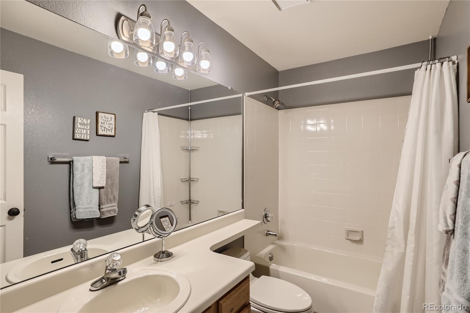 9674 Pinebrook Street Highlands Ranch, CO 80130 - Photo 18 of 28 Gallery Image 18