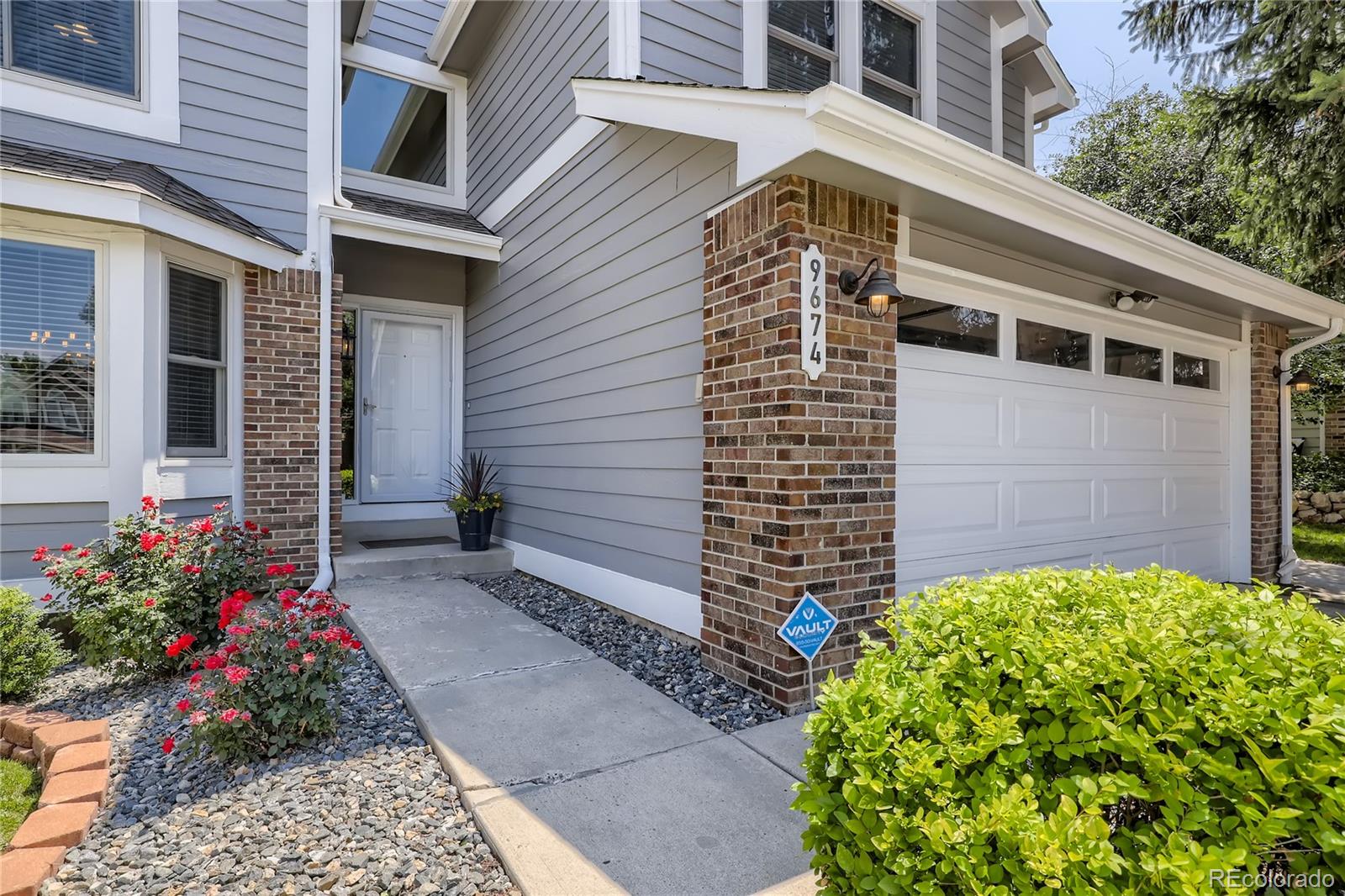 9674 Pinebrook Street Highlands Ranch, CO 80130 - Photo 2 of 28 Gallery Image 2