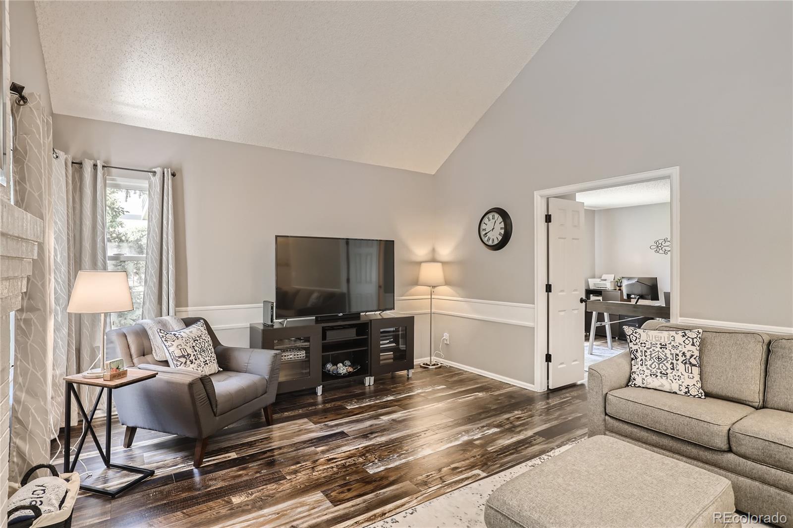 9674 Pinebrook Street Highlands Ranch, CO 80130 - Photo 5 of 28 Gallery Image 5
