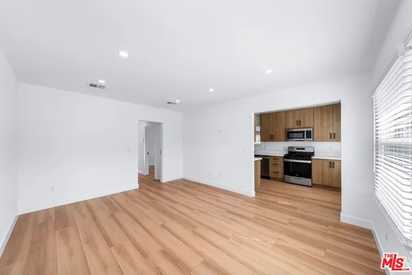 $3,250 | 1258 Mariposa Street, Unit B, Glendale, CA 91205