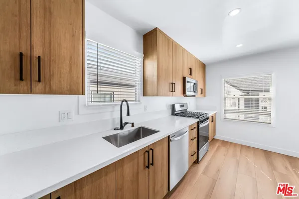 $3,250 | 1258 Mariposa Street, Unit B, Glendale, CA 91205