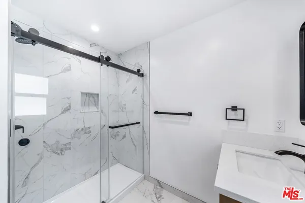 $3,250 | 1258 Mariposa Street, Unit B, Glendale, CA 91205