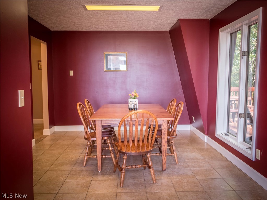 6711 Rice Hill Road Burbank, OH 44214 - Photo 11 of 22 Gallery Image 11