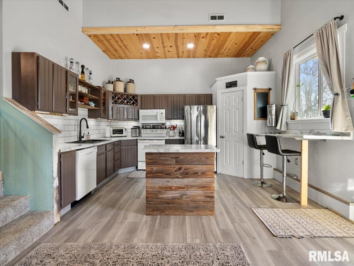 14107 German Church Road Johnston City, IL 62951 - Photo 7 of 27