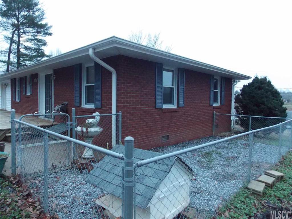 3292 Rocky Road Lenoir, NC 28645 - Photo 2 of 25 Gallery Image 2