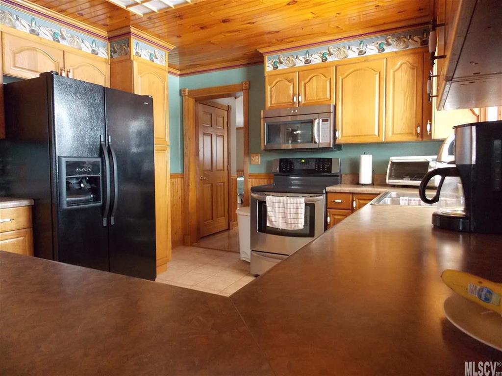 3292 Rocky Road Lenoir, NC 28645 - Photo 21 of 25 Gallery Image 21