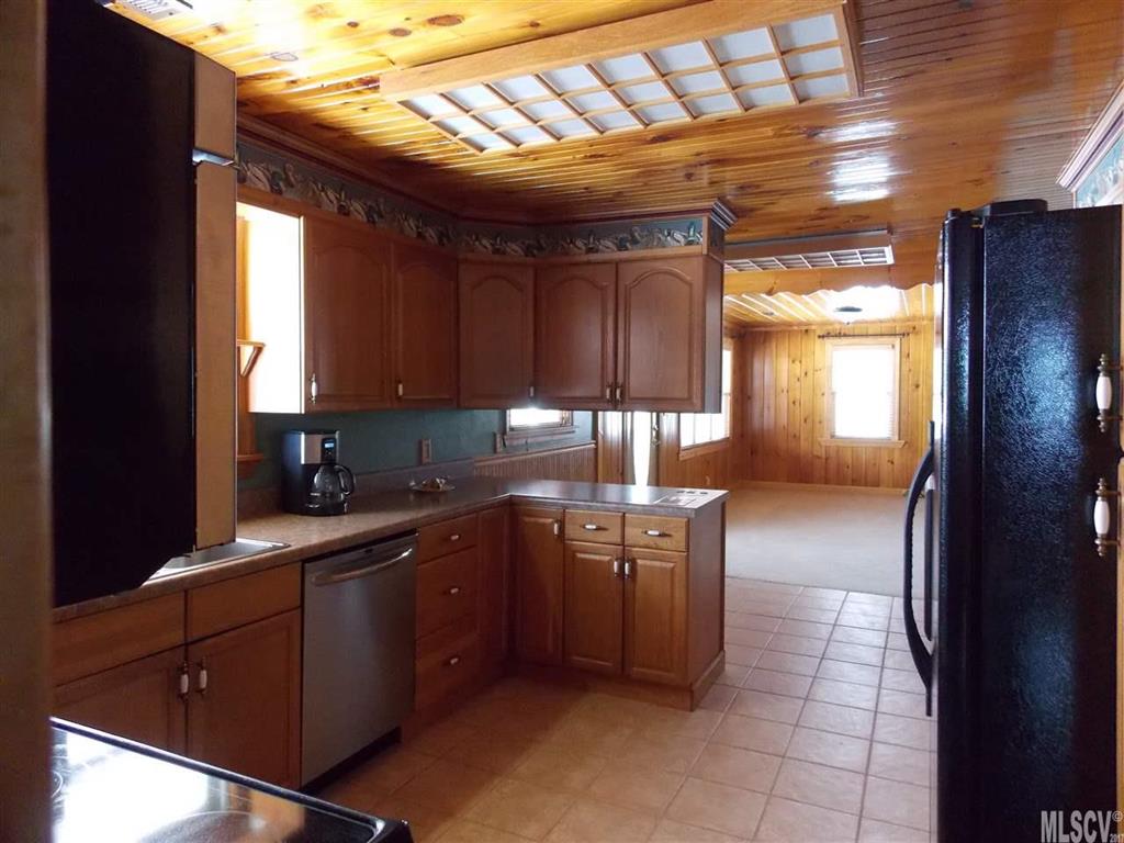 3292 Rocky Road Lenoir, NC 28645 - Photo 23 of 25 Gallery Image 23