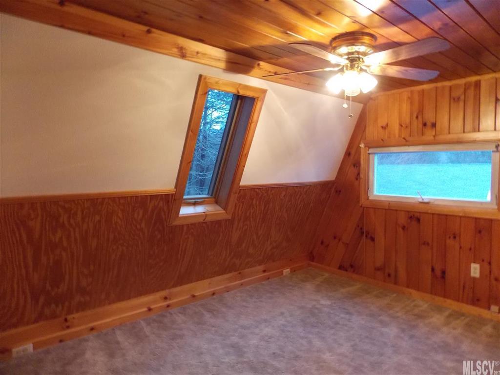 3292 Rocky Road Lenoir, NC 28645 - Photo 8 of 25 Gallery Image 8